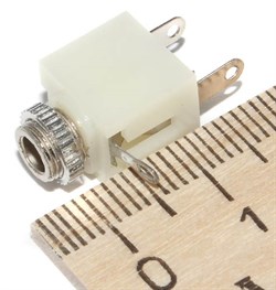 Разъем Mini Jack 3.5 мм, под пайку, стерео, 3 pin, "гнездо", с гайкой, белый
