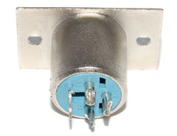 Разъем XLR 3P (3 Pin), "папа" ("штекер"), на корпус